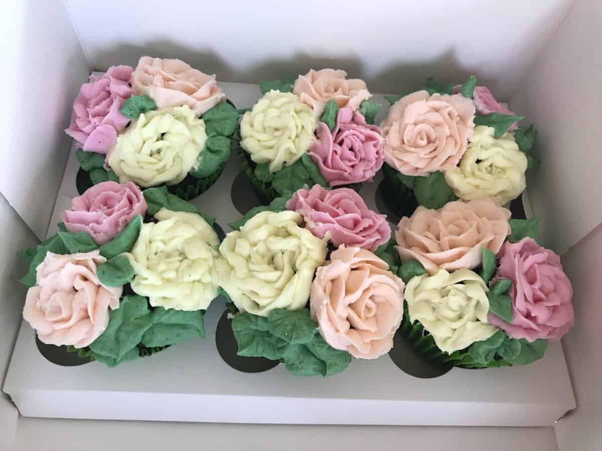 Floral Cupcakes class